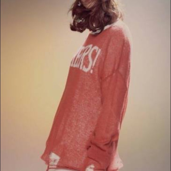 WILDFOX. Cheers! Sweater. - Picture 4 of 8